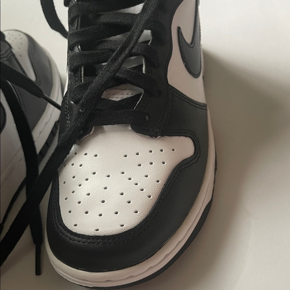 NIB- Nike High Dunks Pandas Men/Women Black and White - Picture 11 of 13